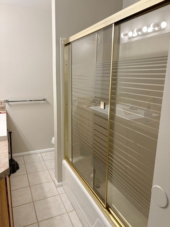 Building Photo - Spacious 6 Bed / 3 Bath Home in Rigby!