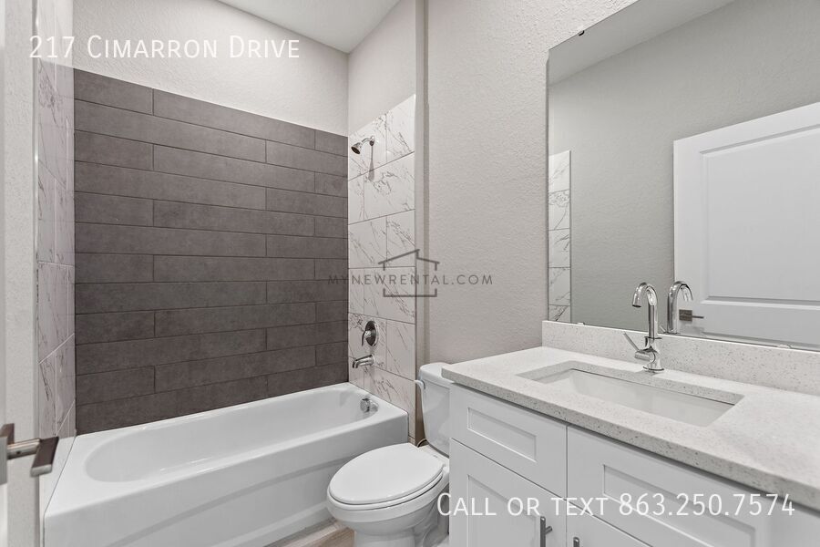 Building Photo - 217 Cimarron Dr