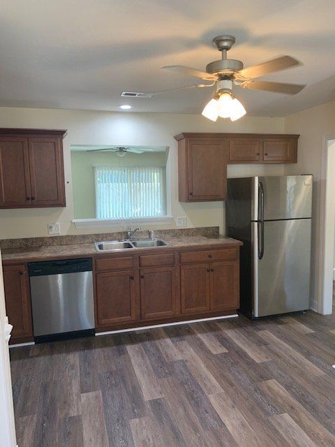 Building Photo - 4109A Brook Creek Ln