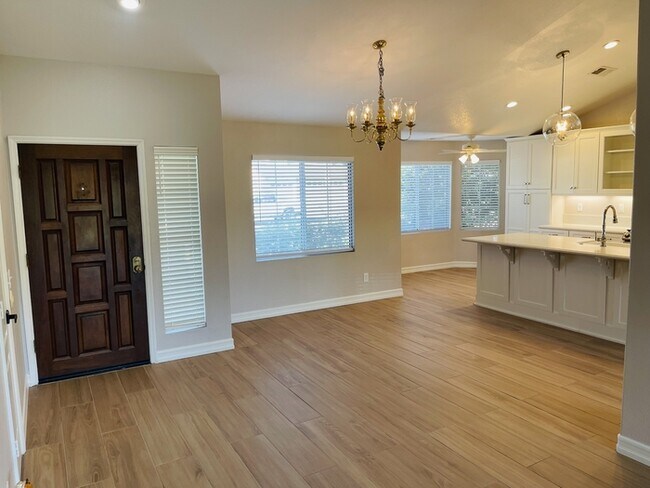 Building Photo - 28937 Biarritz Ct