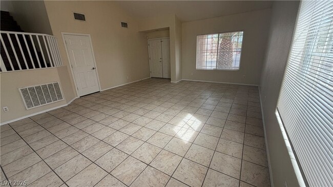 Building Photo - 8101 Yellow Daisy Ave