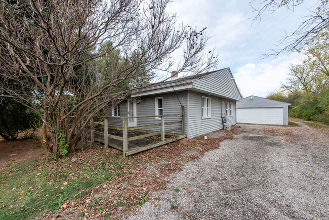 Primary Photo - 10605 39th Ave