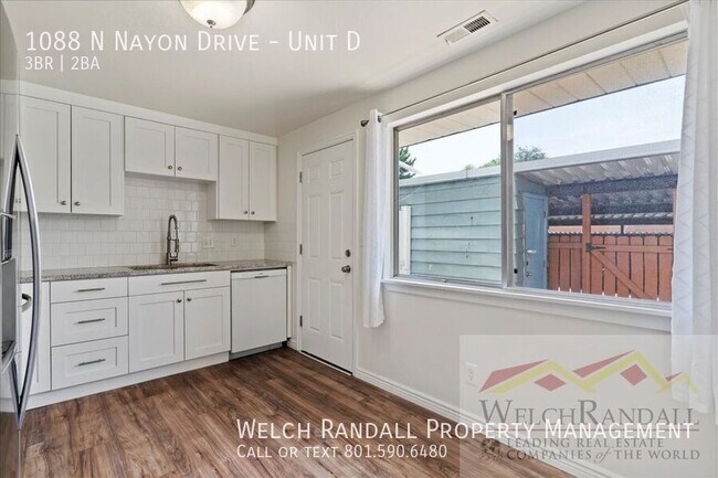 Building Photo - 1088 N Nayon St