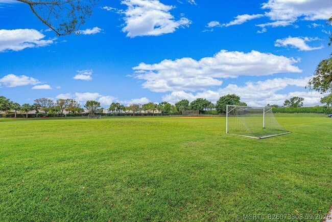 Building Photo - 6328 Stonehurst Cir