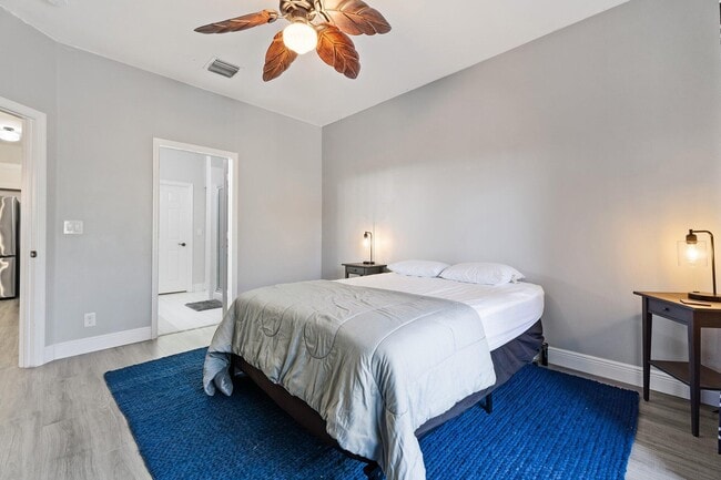 Building Photo - 113 Lighthouse Cir