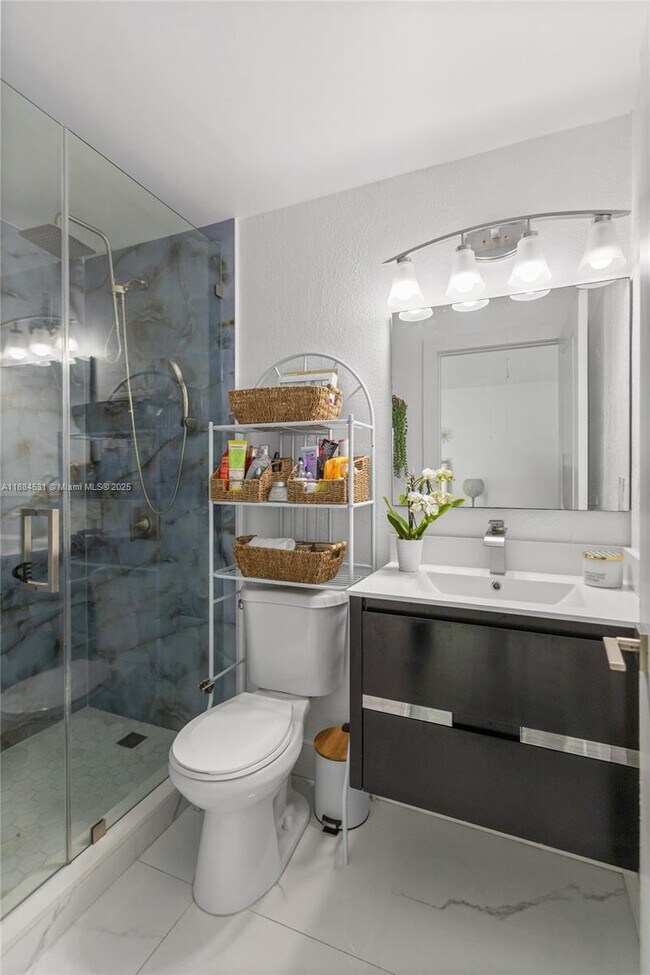 Building Photo - 8740 NW 153rd Terrace