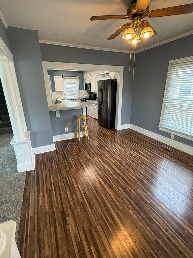 Building Photo - For Rent: Spacious 4-Bedroom Home in Moline, IL – $1,750/month