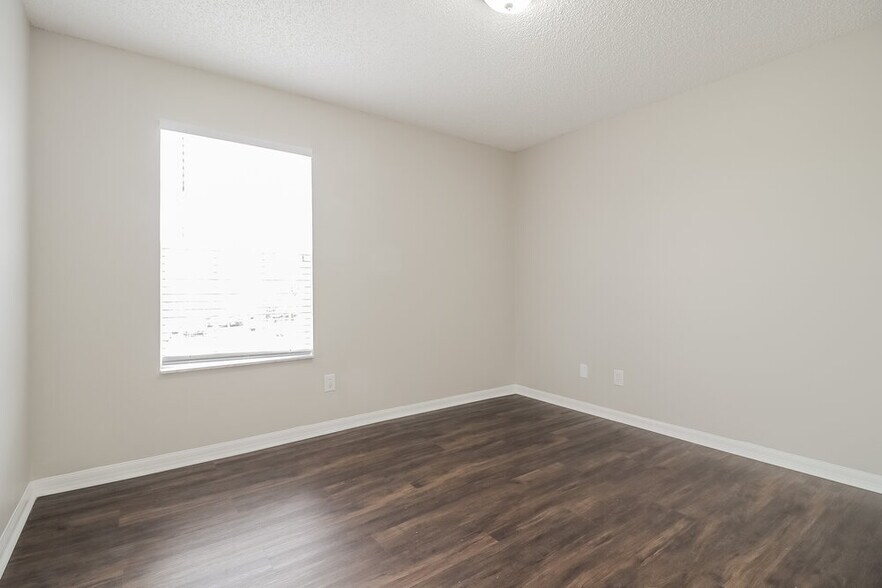 Building Photo - 14513 Lisalynne Ct