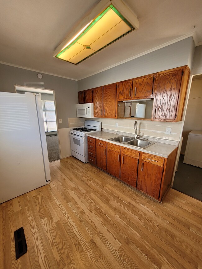 Building Photo - 6666 N Decatur St