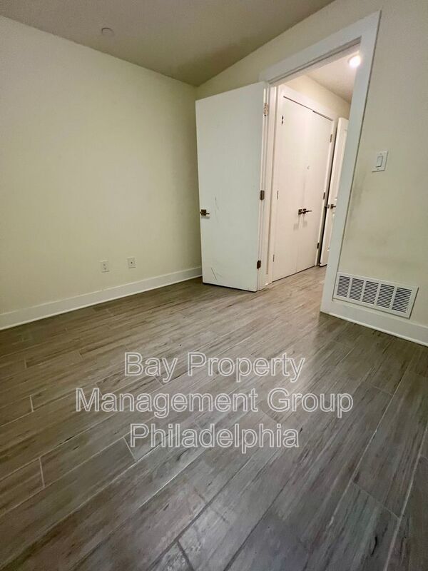 Building Photo - 1706 Arlington St