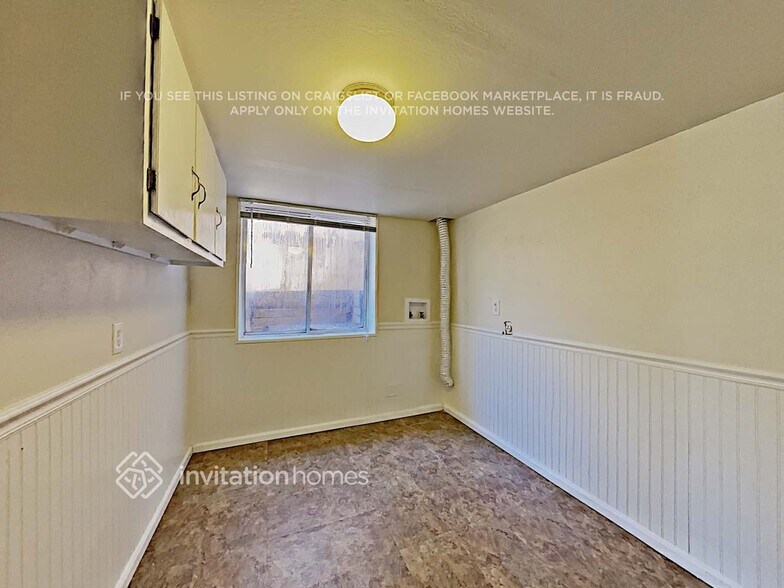 Building Photo - 7736 Halleys Dr