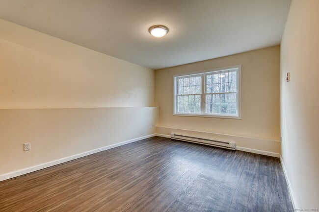 Building Photo - 43 Belvedere Dr