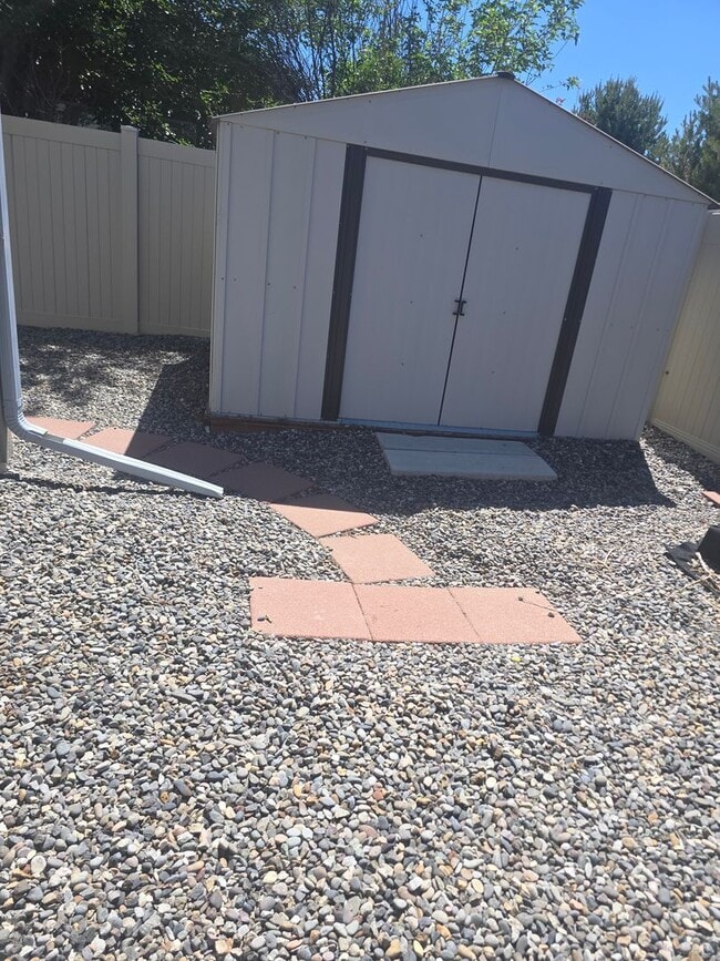 Building Photo - MOVE IN SPECIAL: $300 off the first full month of rent!