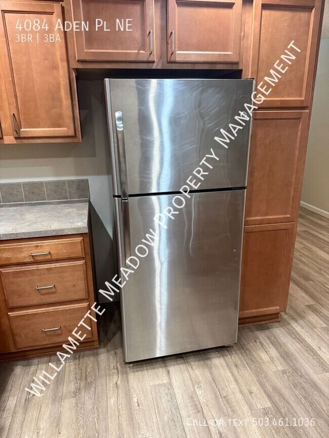 Building Photo - 4084 Aden Pl NE