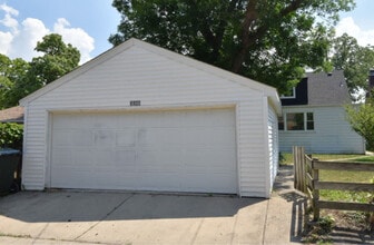 Building Photo - 3046 Emerson St