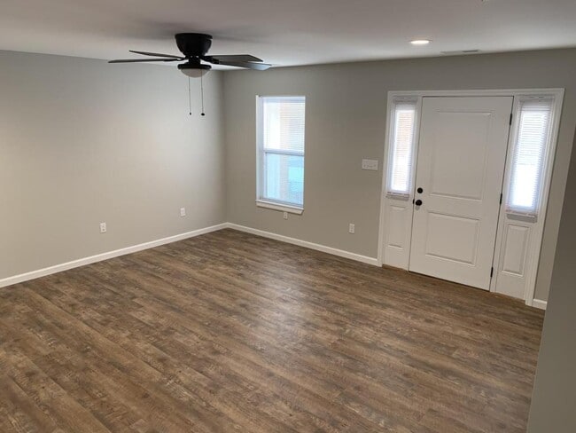 Building Photo - 911 Boulder Creek Estates
