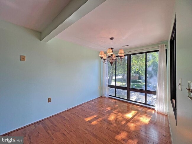 Building Photo - 18140 Chalet Dr