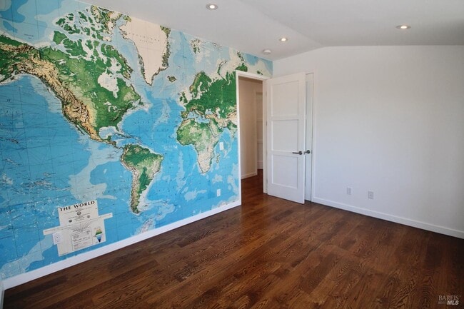 Building Photo - 19 Bayview Terrace