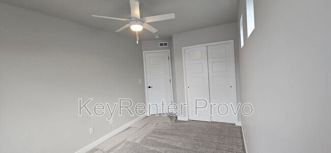Building Photo - 264 S Hidden Lagoon Pl