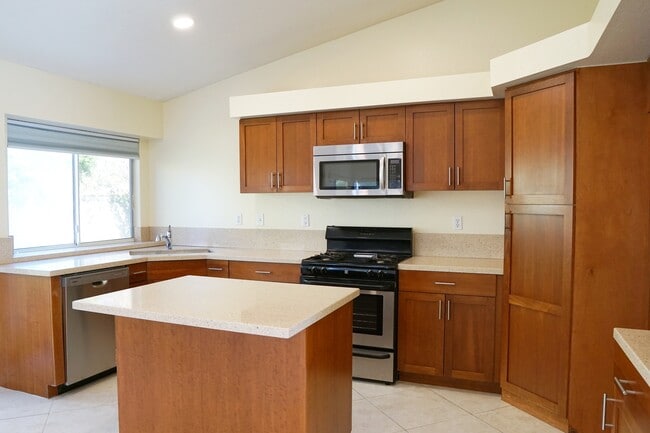 Building Photo - 78870 Sonesta Way