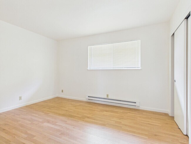 Building Photo - 3162 Eucalyptus St