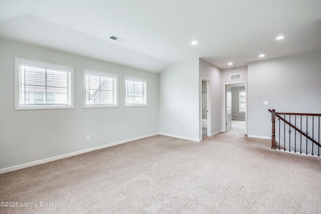 Building Photo - 16302 Spitfire Lake Path
