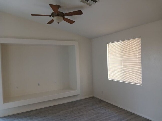 Building Photo - 5205 Blooming Mesa Ct