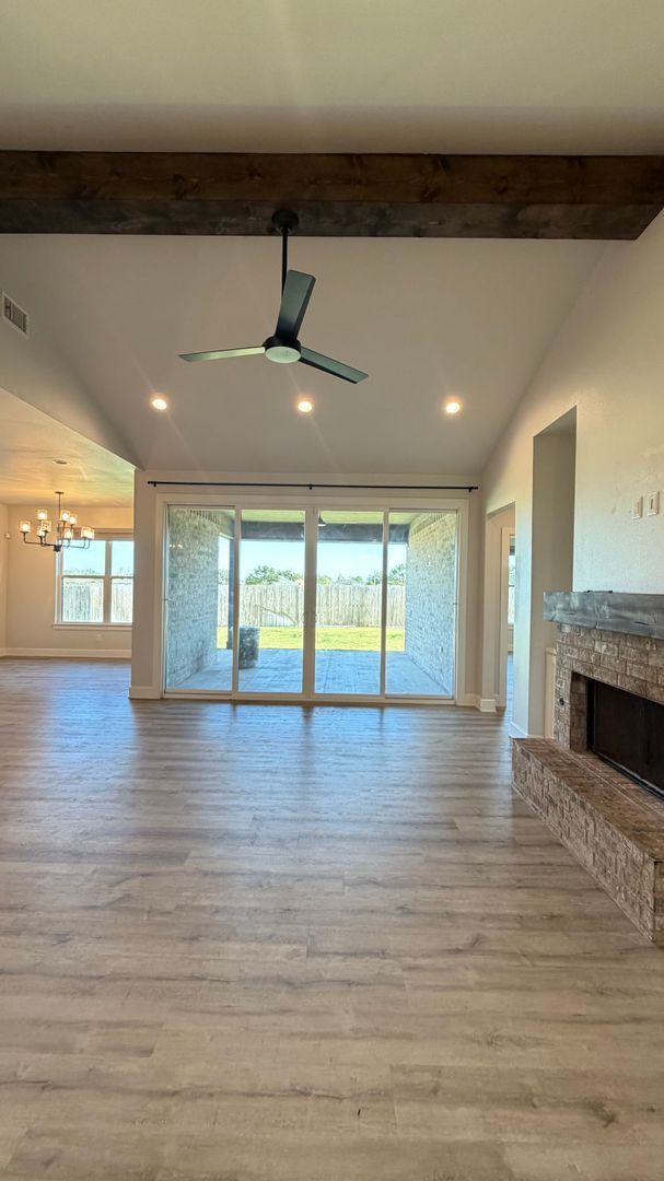 Building Photo - 5014 Cranbrook Dr