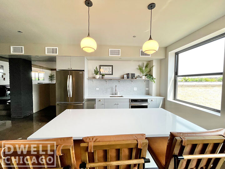 Building Photo - 1139 W Lawrence Ave