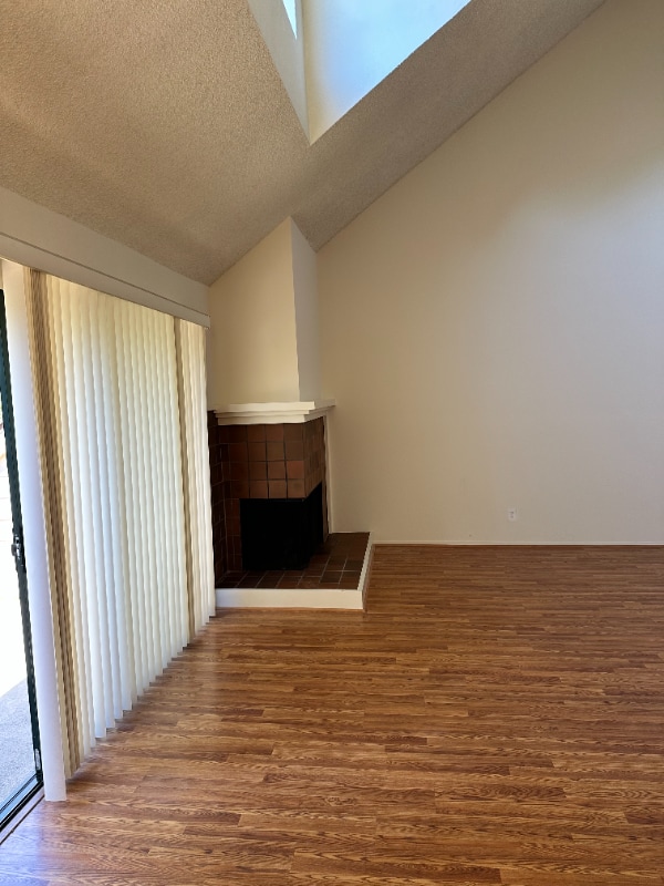 Building Photo - 18 Cove Ln