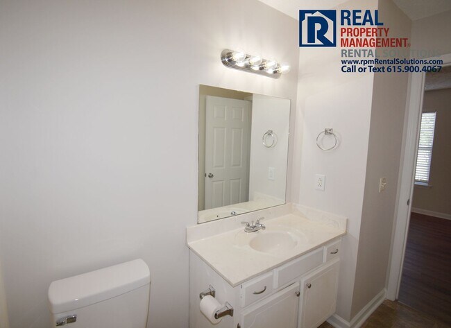 Building Photo - Wonderful 3BR/2BA North Mboro home on nearly an acre lot!