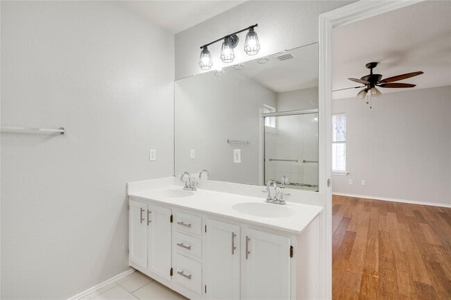 Building Photo - 13441 Gent Dr