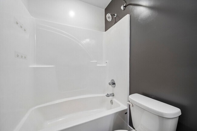 Building Photo - 501 Wesley Pl