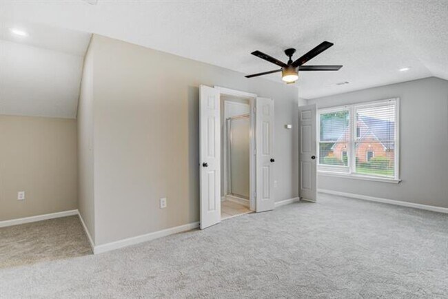 Building Photo - 1937 Ada Ln