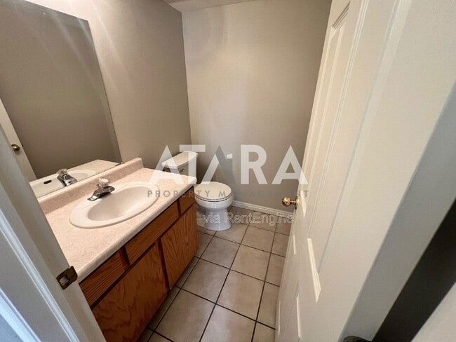 Building Photo - 254 Bliss Ct