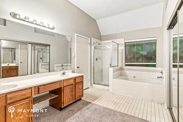 Building Photo - 4715 Trevor Hill Dr