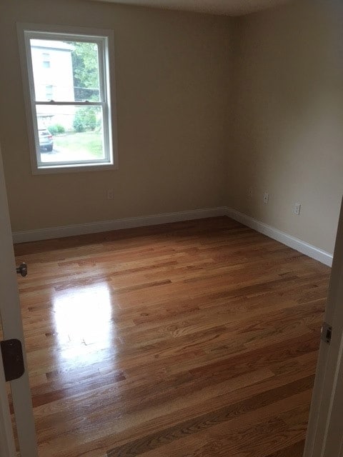 Building Photo - 87 Pine St