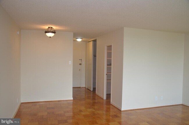 Building Photo - 240 M St SW