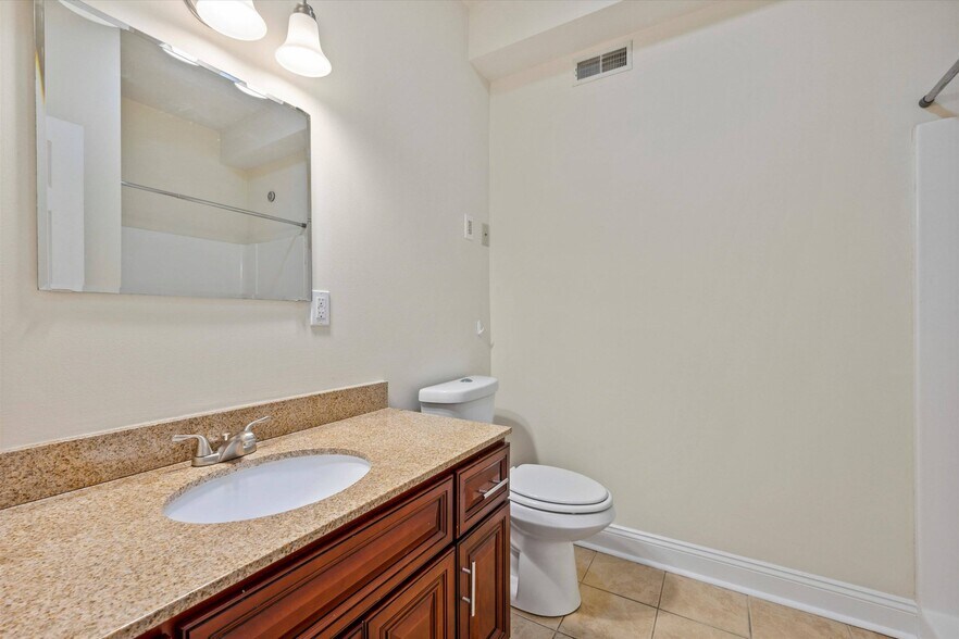 Building Photo - 1916 N 18th St