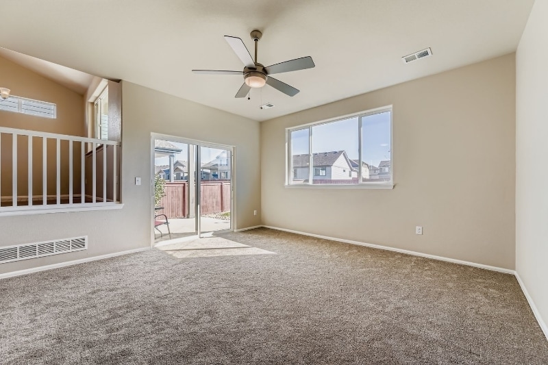 Building Photo - 1845 Sunset Vista Dr