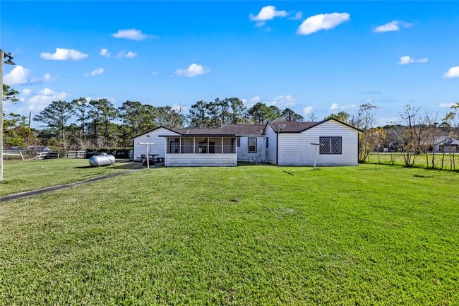 Building Photo - 1407 Bess Rd