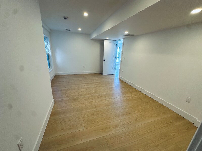 Building Photo - 280 Endicott Ave