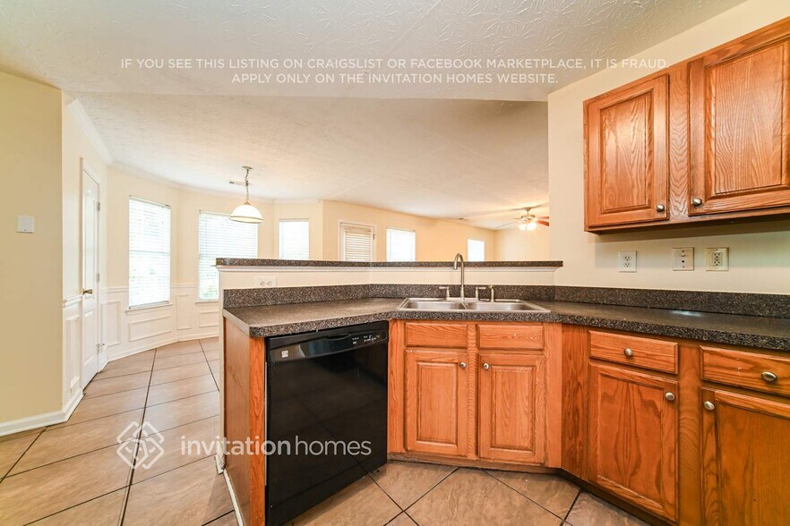 Building Photo - 3731 Monticello St