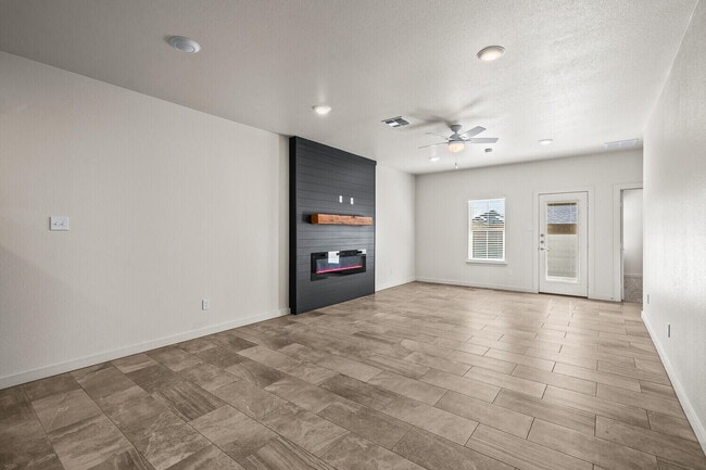 Building Photo - 1123 N 7th St