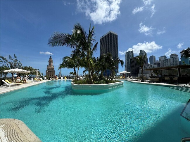 Building Photo - 159 NE 6th St