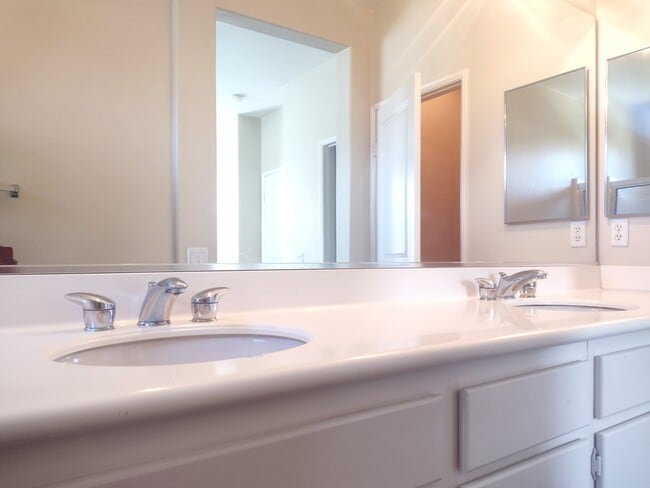 Building Photo - 8256 Triplett Ln