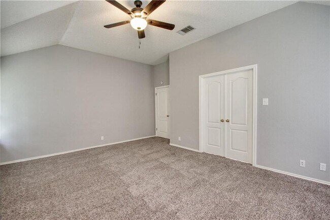 Building Photo - 306 Marigold Ln