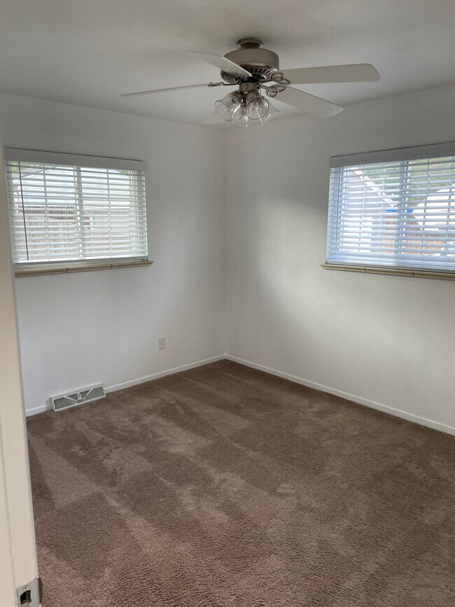 Building Photo - 6243 Gray St