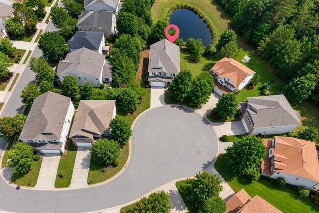 Building Photo - 4007 Jockey Club Circle
