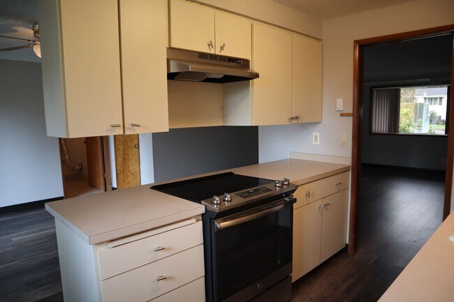 Building Photo - 1311 NW 52nd St